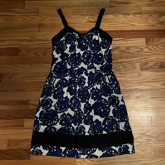 Richard Chai for Target Floral dress w/ pockets - Picture 2 of 4